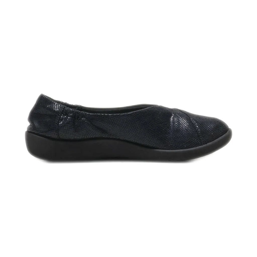 Clarks Ballerinas Fabric Black Colour For Women