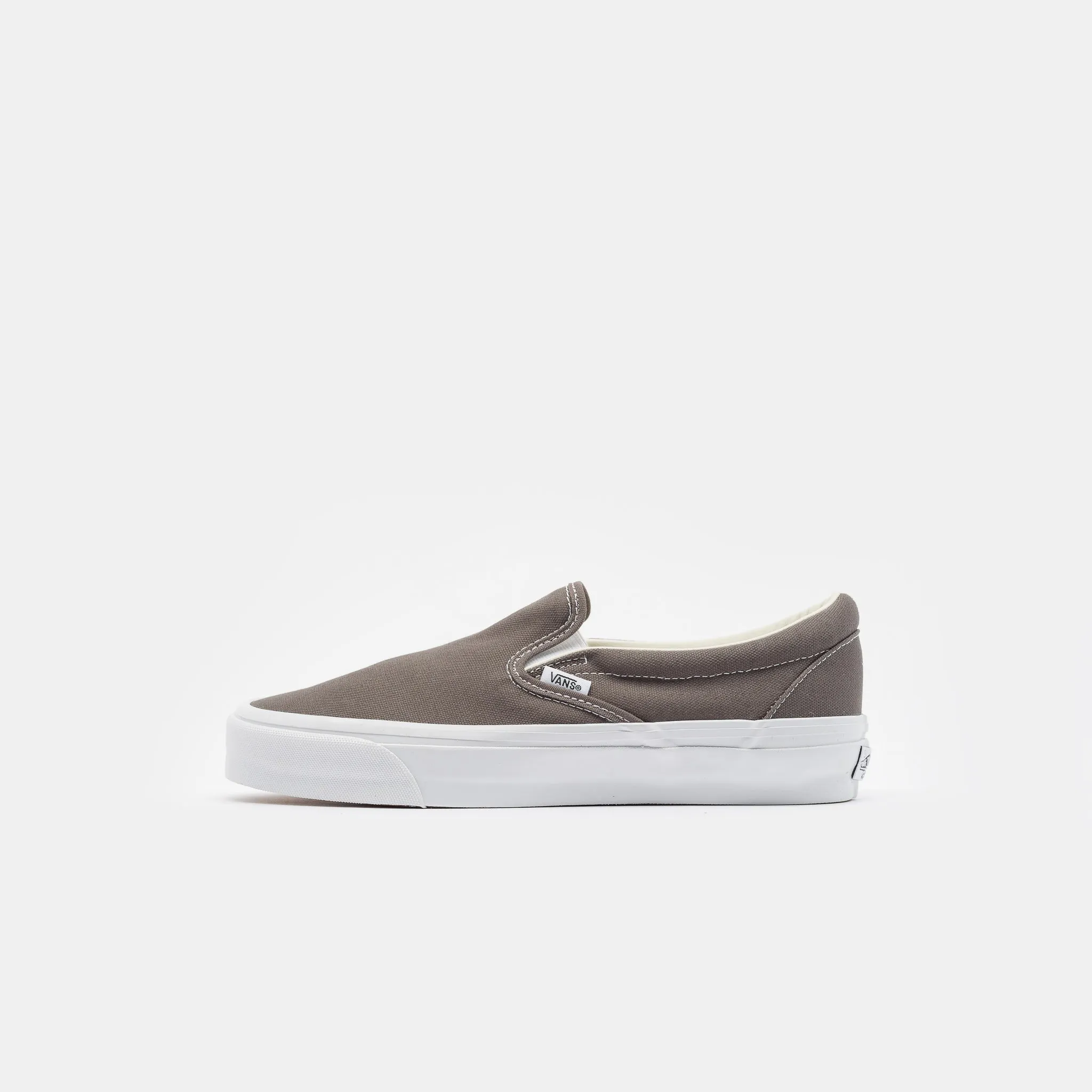 Slip-On Reissue 98 Sneaker in LX Gunmetal