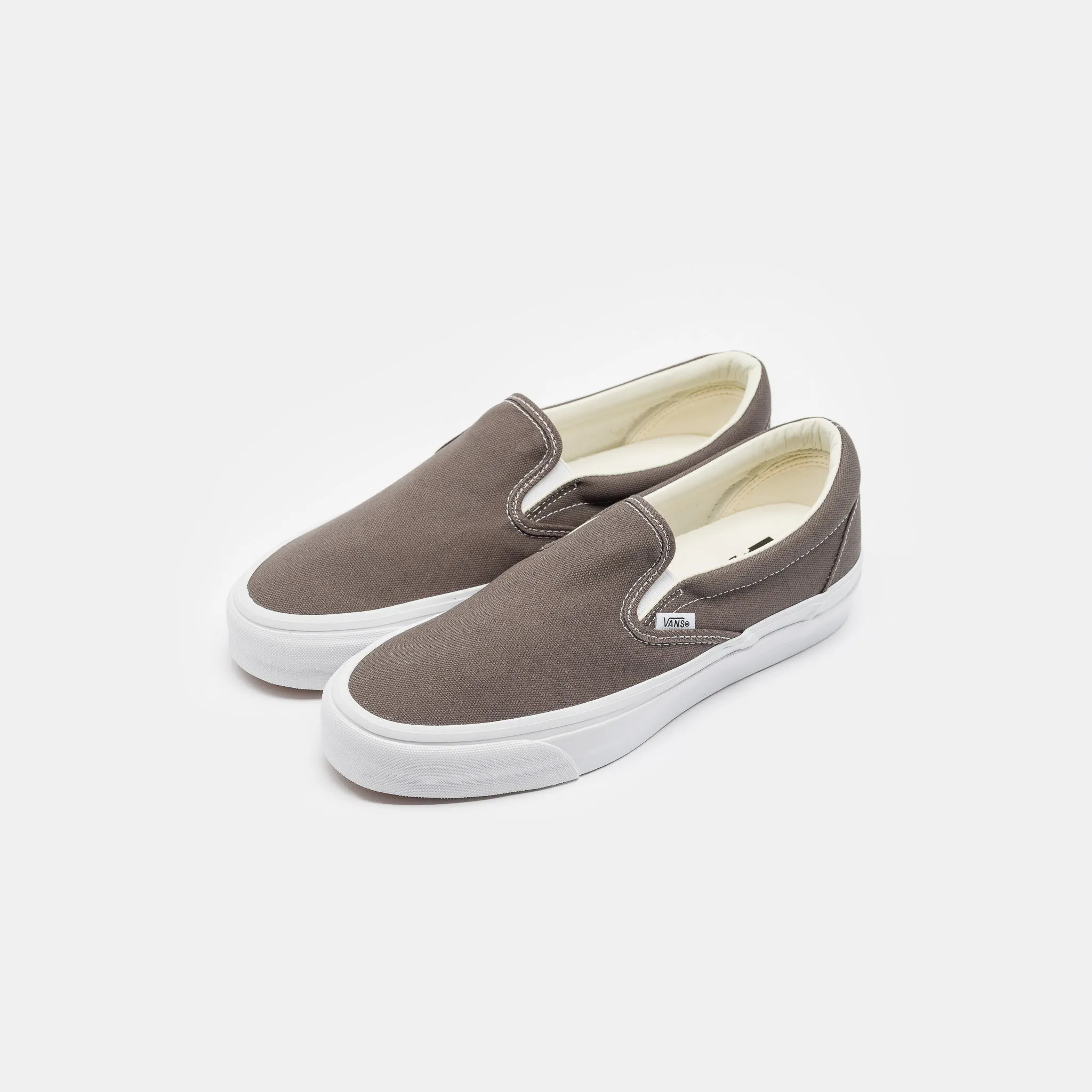 Slip-On Reissue 98 Sneaker in LX Gunmetal