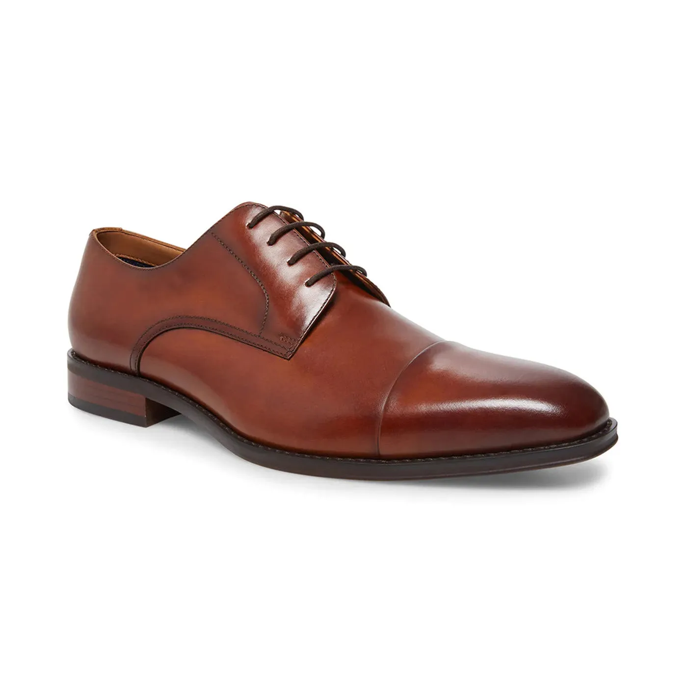 Steve Madden Plot