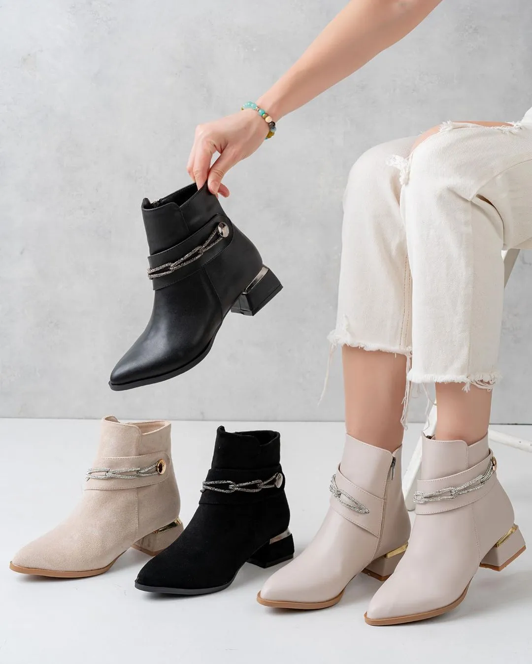 Women's Stylish Short Heeled Boots